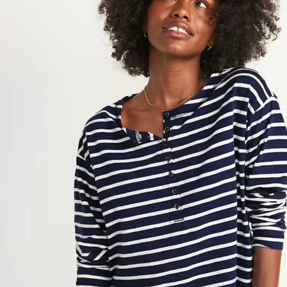 Old Navy Women’s Navy White Nautical Striped Henley Long Sleeve Jersey Shirt XS - Picture 1 of 9